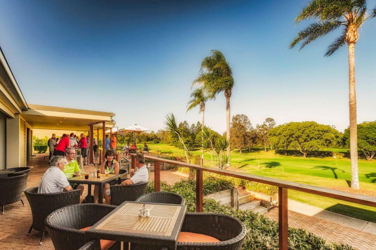 Fairway Village @ Windaroo Lakes Golf Club Esterno foto